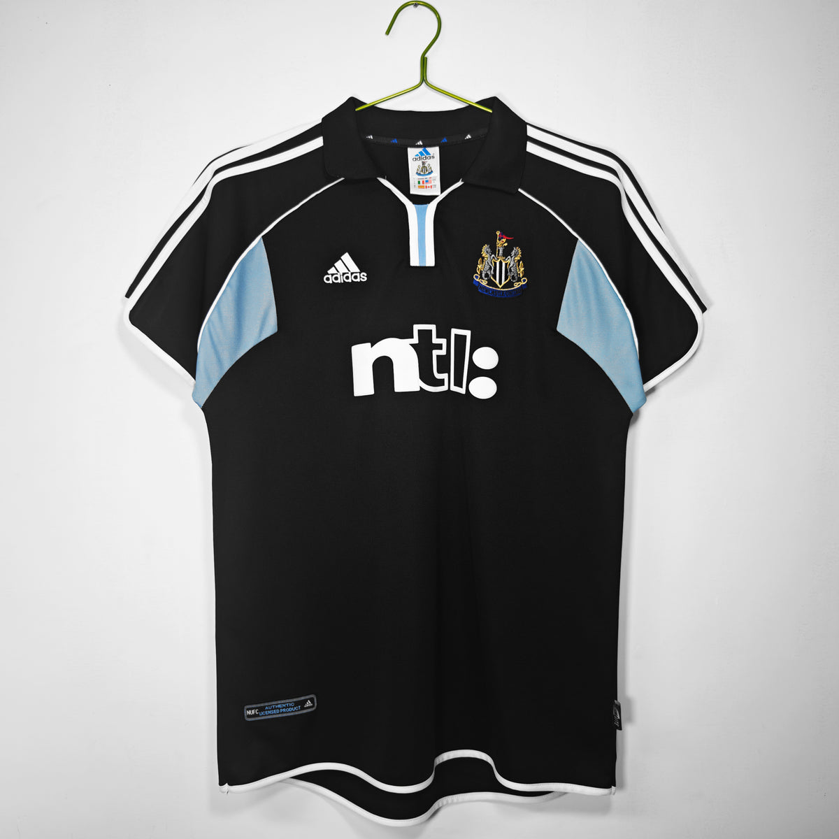 Newcastle United 2000/01 Away Shirt