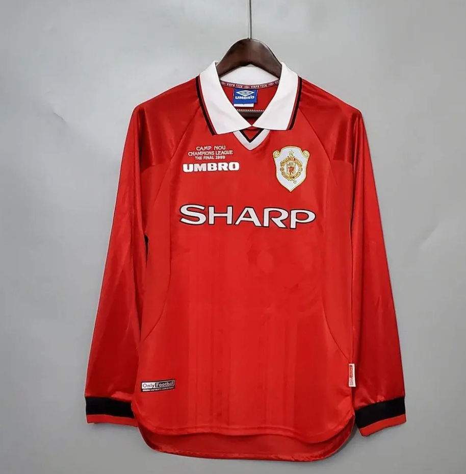 Manchester United 1999/00 Long Sleeve Home Shirt