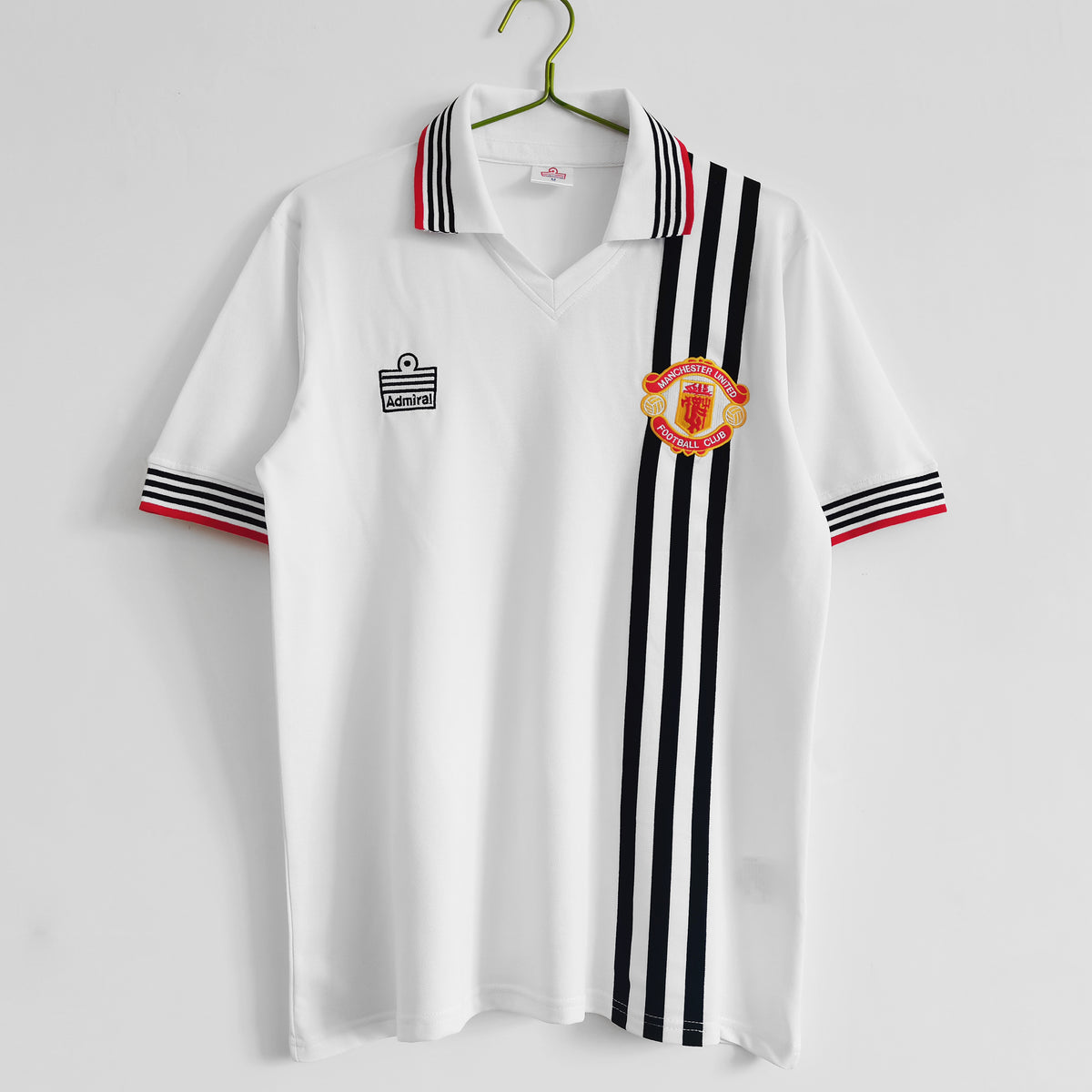 Manchester United 1975/80 Away Shirt