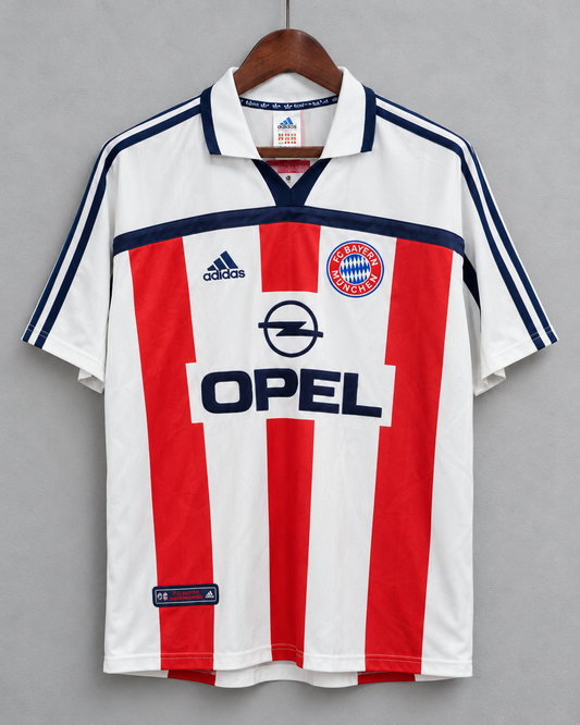 Bayern 2001/02 Away Shirt