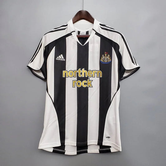 Newcastle United 2004/06 Home Shirt
