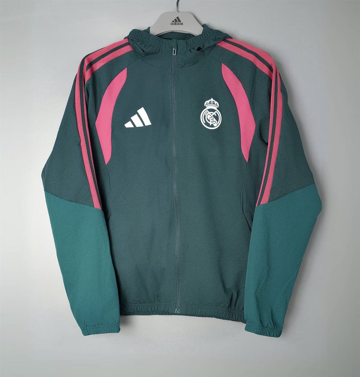 Real Madrid 2026/27 Windbreaker (Green)