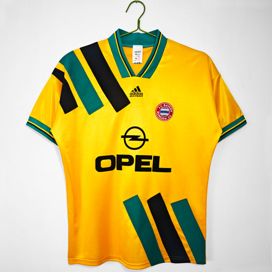 Bayern 1993/95 Away Shirt